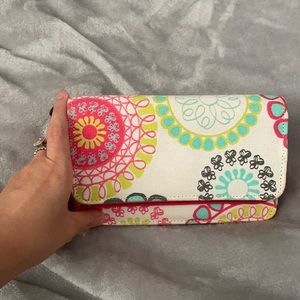 New Thirty-One 31 Free-to-be-Soft Wallet